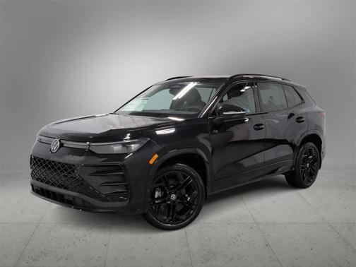 2026 Volkswagen Tiguan 2.0T SE R-Line Black 4MOTION