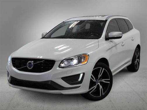 2017 Volvo XC60 T6 R-Design