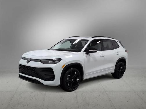 2026 Volkswagen Tiguan 2.0T SE R-Line Black 4MOTION