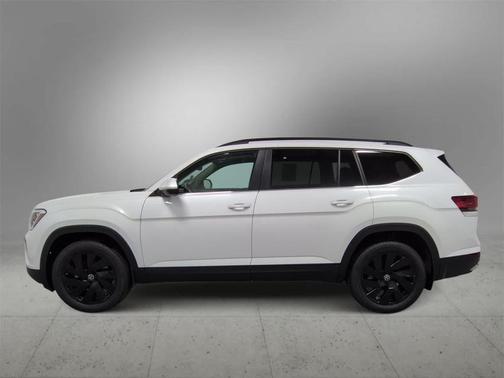 2026 Volkswagen Atlas 2.0T SE w/Technology 4MOTION