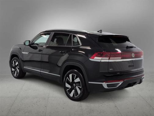 2025 Volkswagen Atlas Cross Sport 2.0T SEL