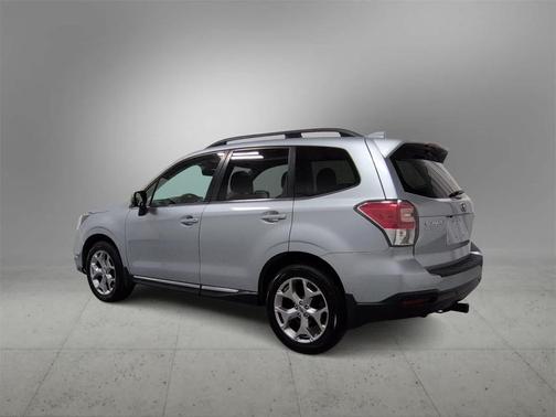 2017 Subaru Forester 2.5i Touring