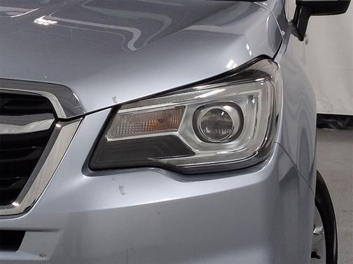 2017 Subaru Forester 2.5i Touring