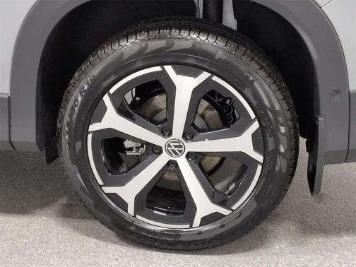 2026 Volkswagen Tiguan 2.0T SE 4MOTION