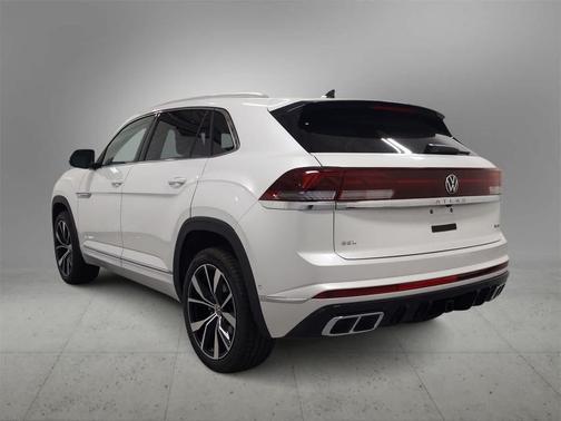 2026 Volkswagen Atlas Cross Sport 2.0T SEL Premium