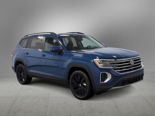 2026 Volkswagen Atlas 2.0T SE w/Technology 4MOTION