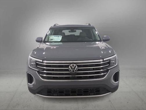 2025 Volkswagen Atlas 2.0T SE w/Technology 4MOTION