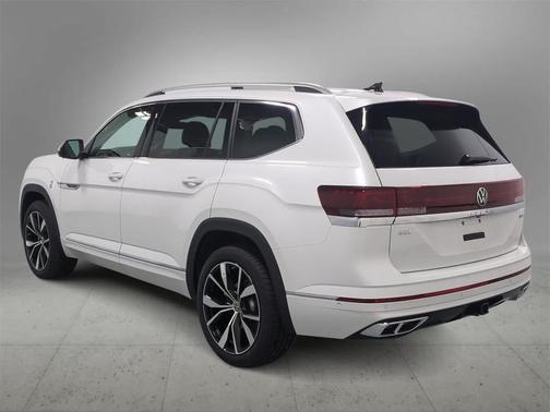 2026 Volkswagen Atlas 2.0T SEL Premium R-Line 4MOTION