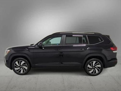 2025 Volkswagen Atlas 2.0T SE w/Technology 4MOTION