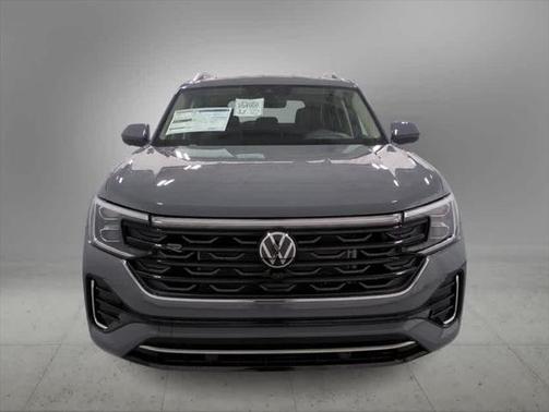2025 Volkswagen Atlas 2.0T SEL Premium R-Line 4MOTION