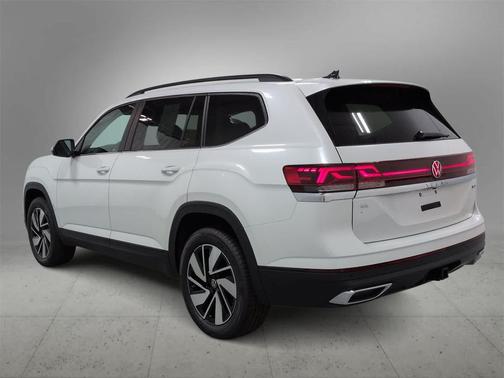 2026 Volkswagen Atlas 2.0T SE w/Technology 4MOTION
