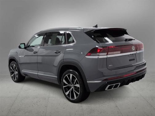 2026 Volkswagen Atlas Cross Sport 2.0T SEL Premium