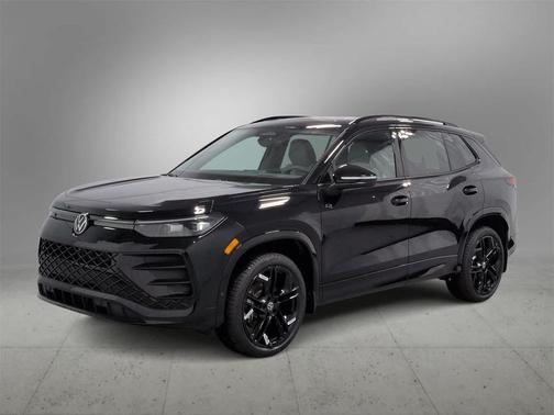 2026 Volkswagen Tiguan 2.0T SE R-Line Black 4MOTION