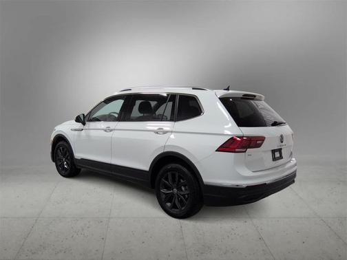 2024 Volkswagen Tiguan 2.0T SE 4MOTION
