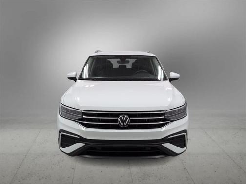 2024 Volkswagen Tiguan 2.0T SE 4MOTION