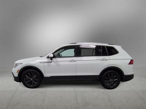 2024 Volkswagen Tiguan 2.0T SE 4MOTION