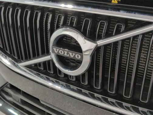 2020 Volvo XC60 T5 Momentum