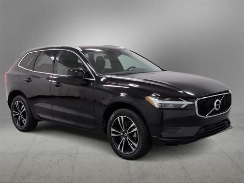 2020 Volvo XC60 T5 Momentum