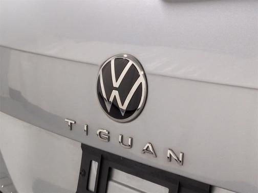 2023 Volkswagen Tiguan 2.0T SE 4MOTION