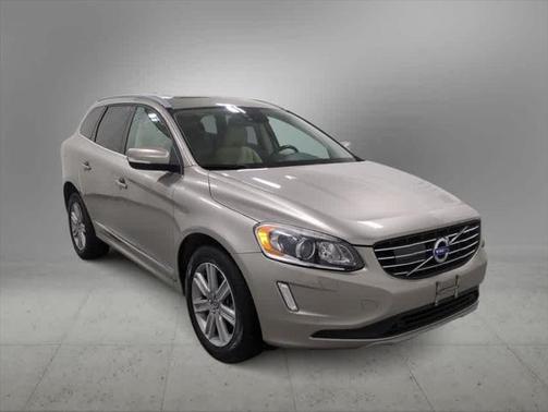 2016 Volvo XC60 T6 Platinum