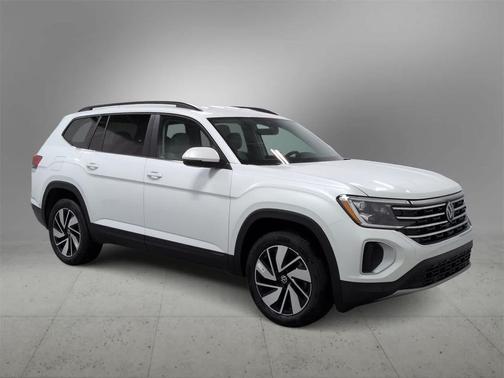 2026 Volkswagen Atlas 2.0T SE w/Technology 4MOTION