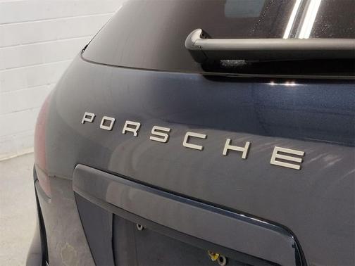 2012 Porsche Cayenne Turbo