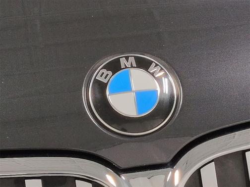 2022 BMW 740 i xDrive