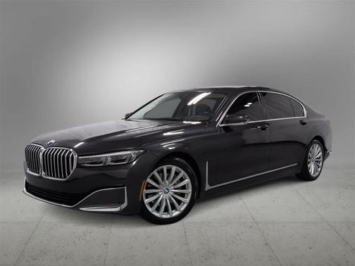 2022 BMW 740 i xDrive