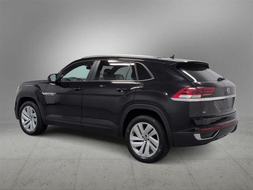 2023 Volkswagen Atlas Cross Sport 2.0T SE w/Technology 4MOTION