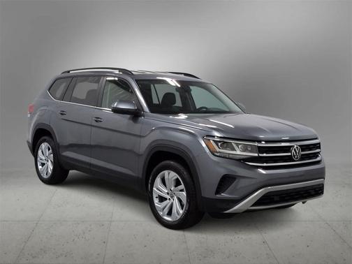 2023 Volkswagen Atlas 2.0T SE w/Technology 4MOTION