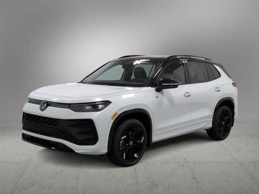 2026 Volkswagen Tiguan 2.0T SE R-Line Black 4MOTION