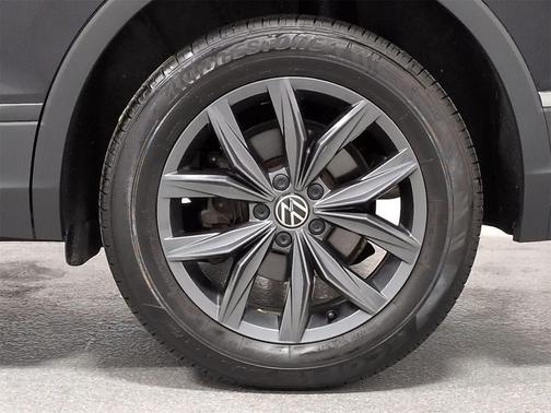 2022 Volkswagen Tiguan 2.0T SE 4MOTION