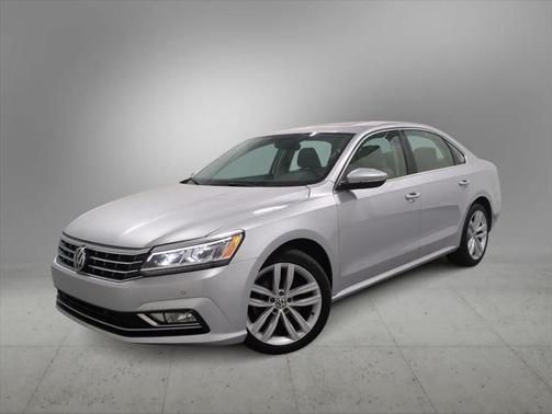 2018 Volkswagen Passat 2.0T SE