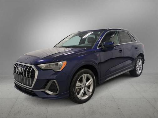 2021 Audi Q3 45 S line Premium
