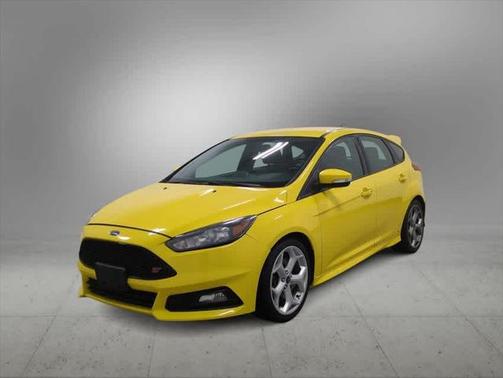 2017 Ford Focus ST 