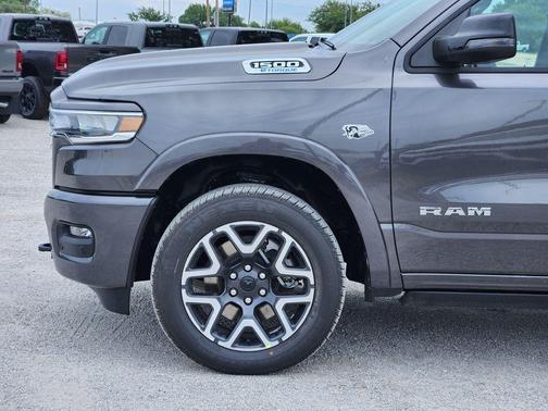 Granite Crystal Clearcoat Metallic 2026 RAM 1500 Laramie