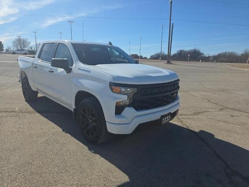 2023 Chevrolet Silverado 1500 Custom
