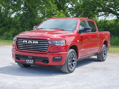 Molten Red Pearlcoat 2026 RAM 1500 Laramie