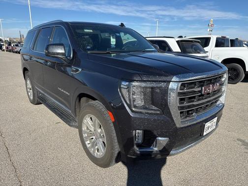 2023 GMC Yukon SLT