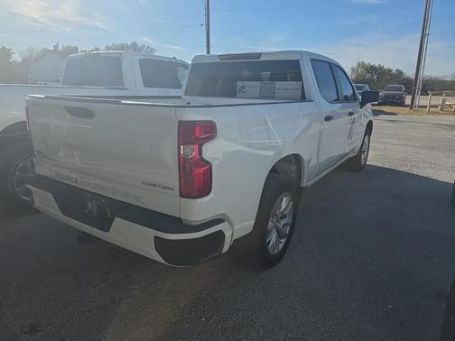 2022 Chevrolet Silverado 1500 Custom