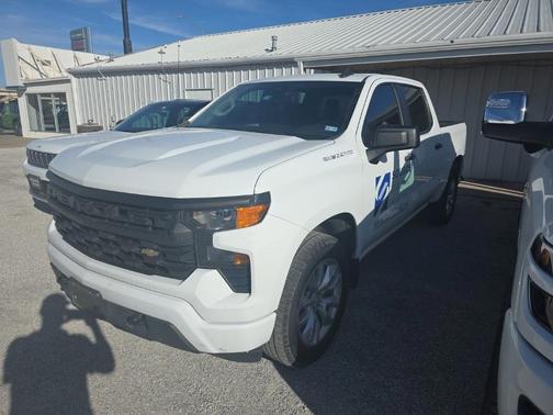 2022 Chevrolet Silverado 1500 Custom