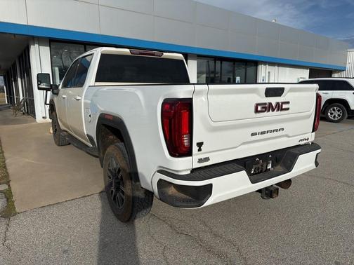 2022 GMC Sierra 2500 AT4