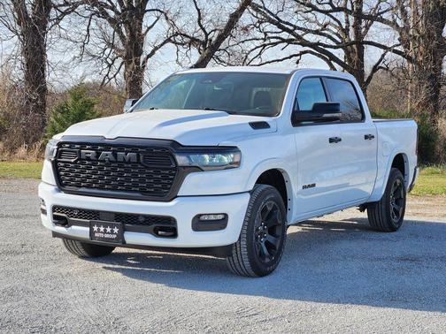 Bright White Clearcoat 2026 RAM 1500 Big Horn/Lone Star