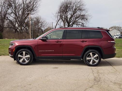 2022 Jeep Grand Cherokee L Limited