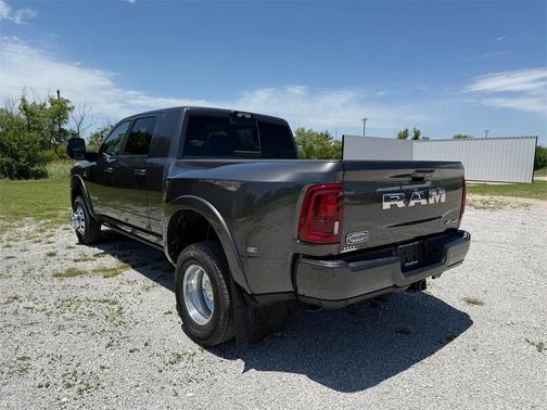 2025 RAM 3500 Laramie