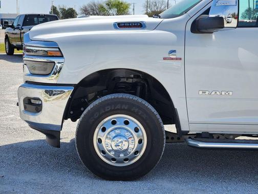 Bright White Clearcoat 2026 RAM 3500 Laramie