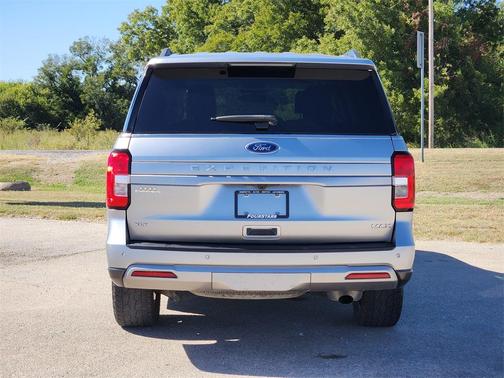 2022 Ford Expedition Max XLT