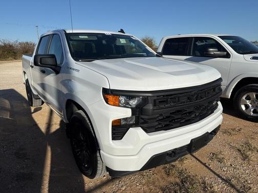 2024 Chevrolet Silverado 1500 Custom