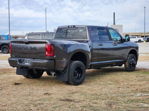 Granite Crystal Clearcoat Metallic 2026 RAM 3500 Laramie