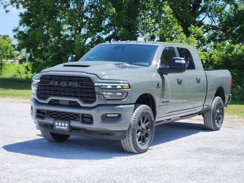 Ceramic Gray Clearcoat 2026 RAM 2500 Laramie